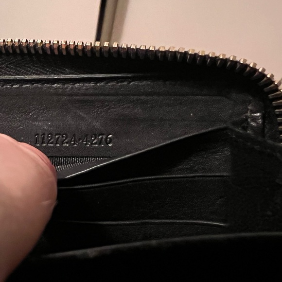 Gucci Guccisima Black Leather Wallet - Picture 10 of 10